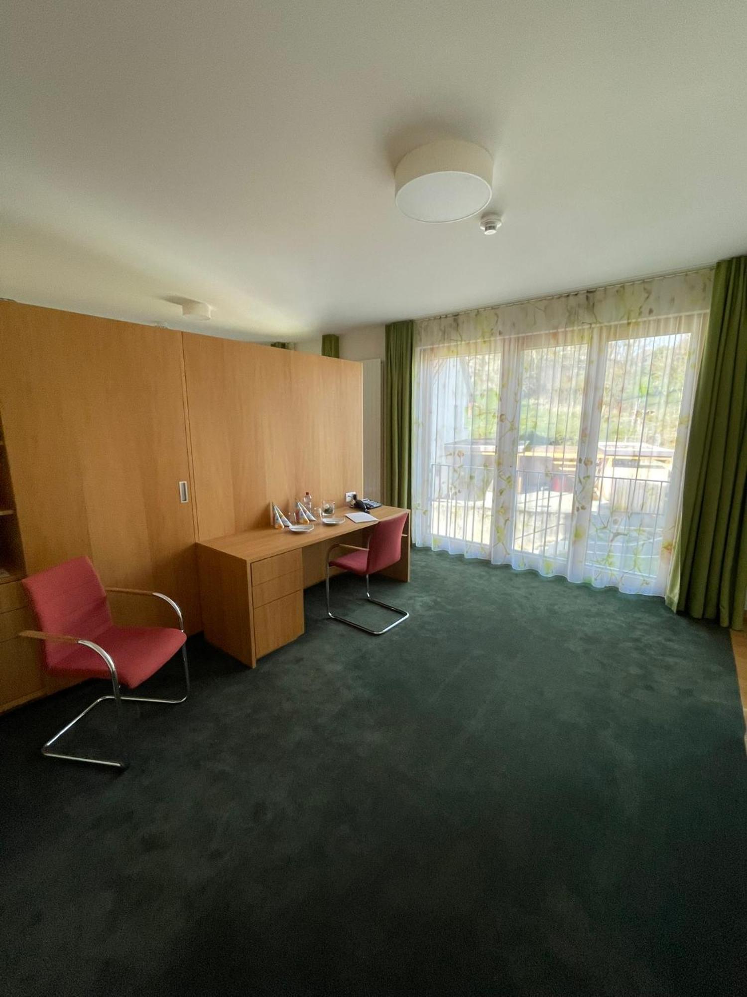 Bettingen Gaestehaus Wohnpark St. Chrischona מראה חיצוני תמונה